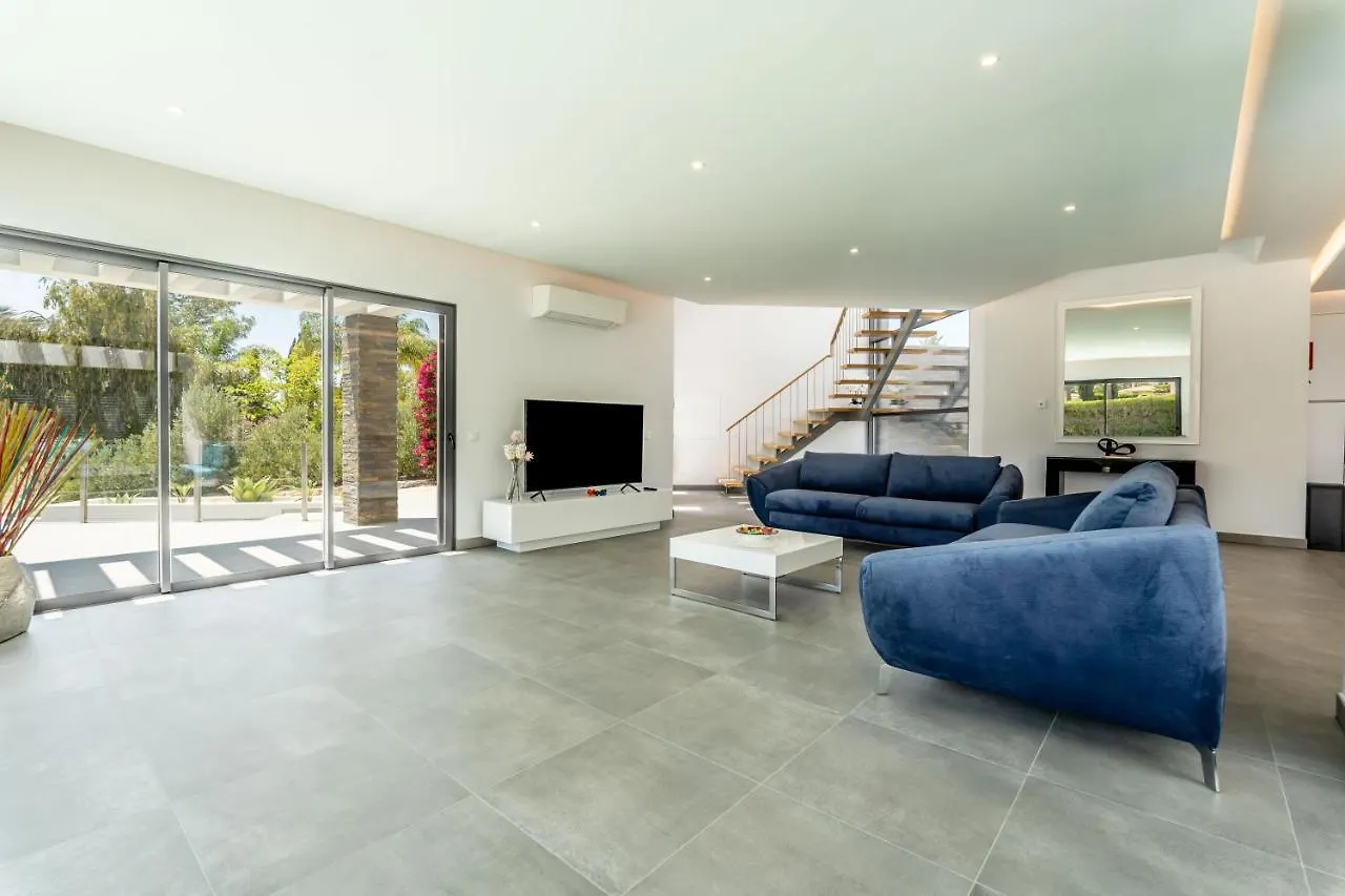 Villa Vogue By Indigo Estômbar